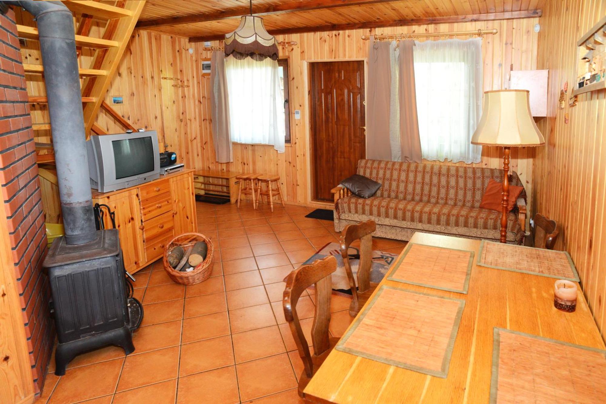 Caloroczne Domki Nad Morzem I Jeziorem Jezierzany Exterior foto