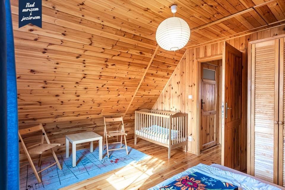 Caloroczne Domki Nad Morzem I Jeziorem Jezierzany Exterior foto